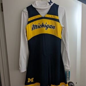 University of Michigan girls 2pc cheer uniform xl